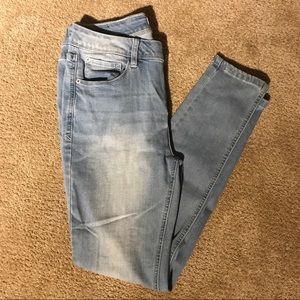 NWOT Kensie Jeans